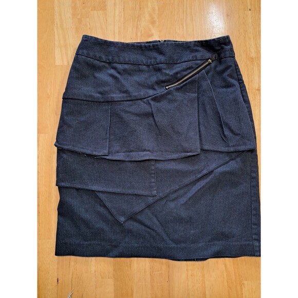 Larry Levine Gray Tiered Zipper Detail Stretch Pencil Skirt Size 6 - Picture 1 of 10